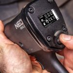 Neo-Tools Jeu de clés à chocs pneumatiques avec douilles 12 (320nm) (1)